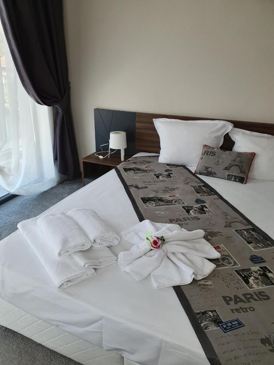 Family Hotel Novel City Burgas Rum bild